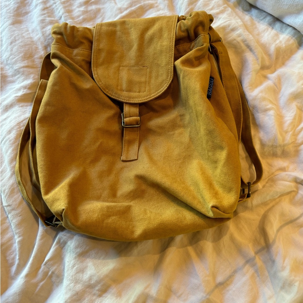 BAGGU Canvas Backpack